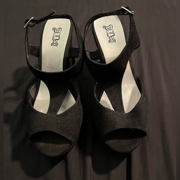 Black Platform Wedges - Picture 4 of 4